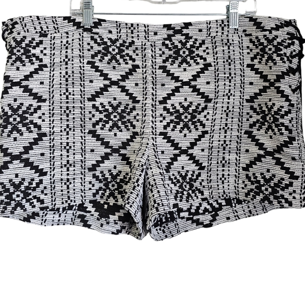 Who What Wear aztec pattern shorts womens plus size 20w adjustable string sides